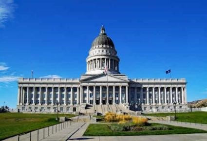8-day tour | 🇺🇸In and out of Los Angeles | Small group of 2-9 people | Yellowstone National Park | Free cabin upgrade | Free Yellowstone Park hot spring
