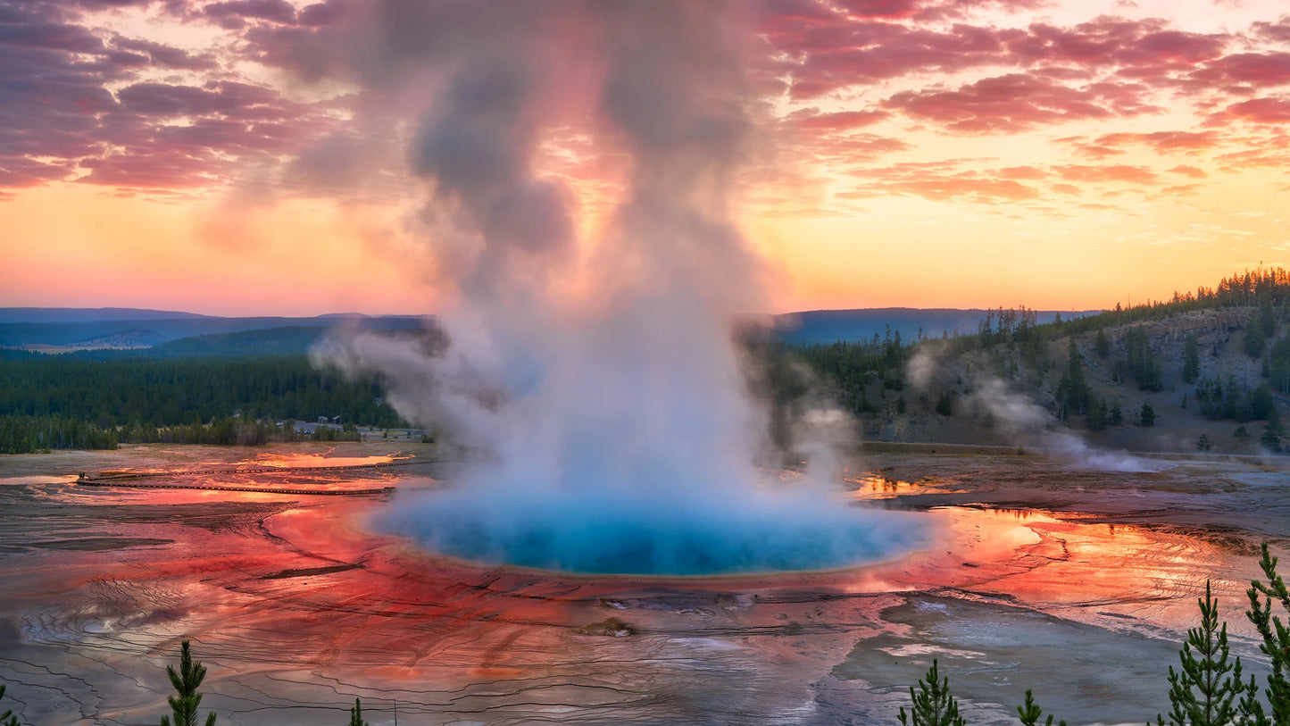 Five or six-day Yellowstone RV tour, making your trip feel like home | Roundtrip from Salt Lake City