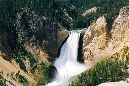 6-Day Luxury Nature Exploration Tour | Round Trip from Las Vegas | Yellowstone Park | Grand Canyon | Antelope Canyon | Bryce Canyon