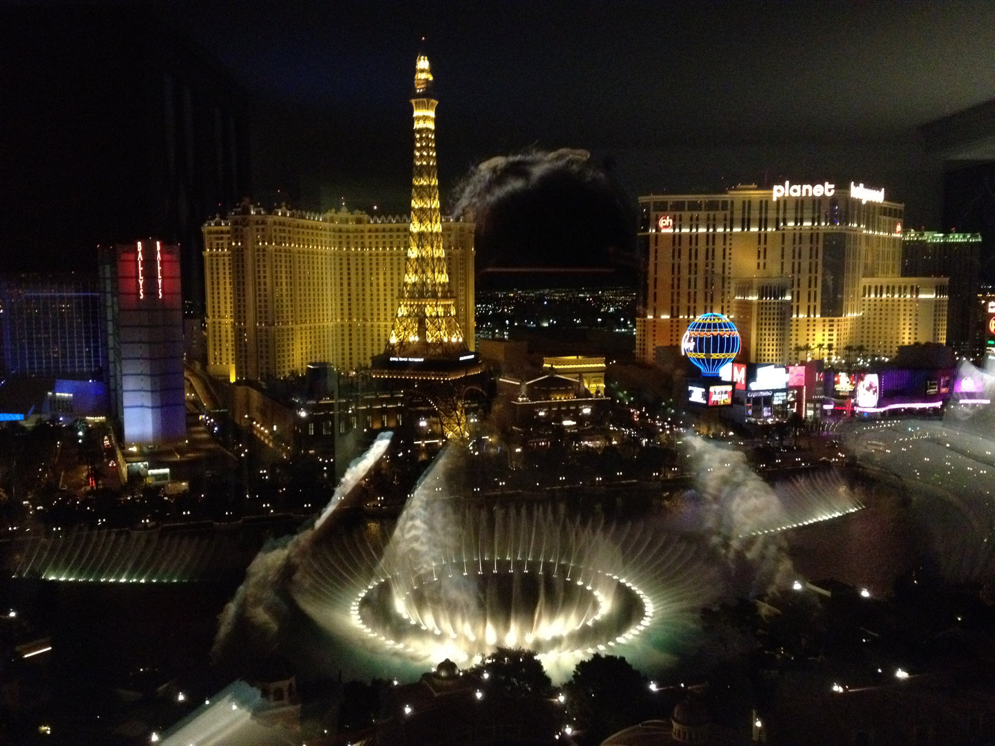 Three-Day Tour | Las Vegas + Antelope Canyon + Horseshoe Bend | Round Trip from Los Angeles